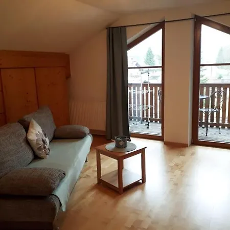 Schoell Apartment *